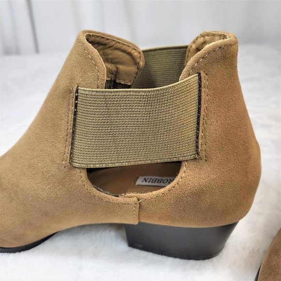 Cape Robbin Khaki Slip On Western Cut Out Side Bootie Boot - Picture 5 of 7